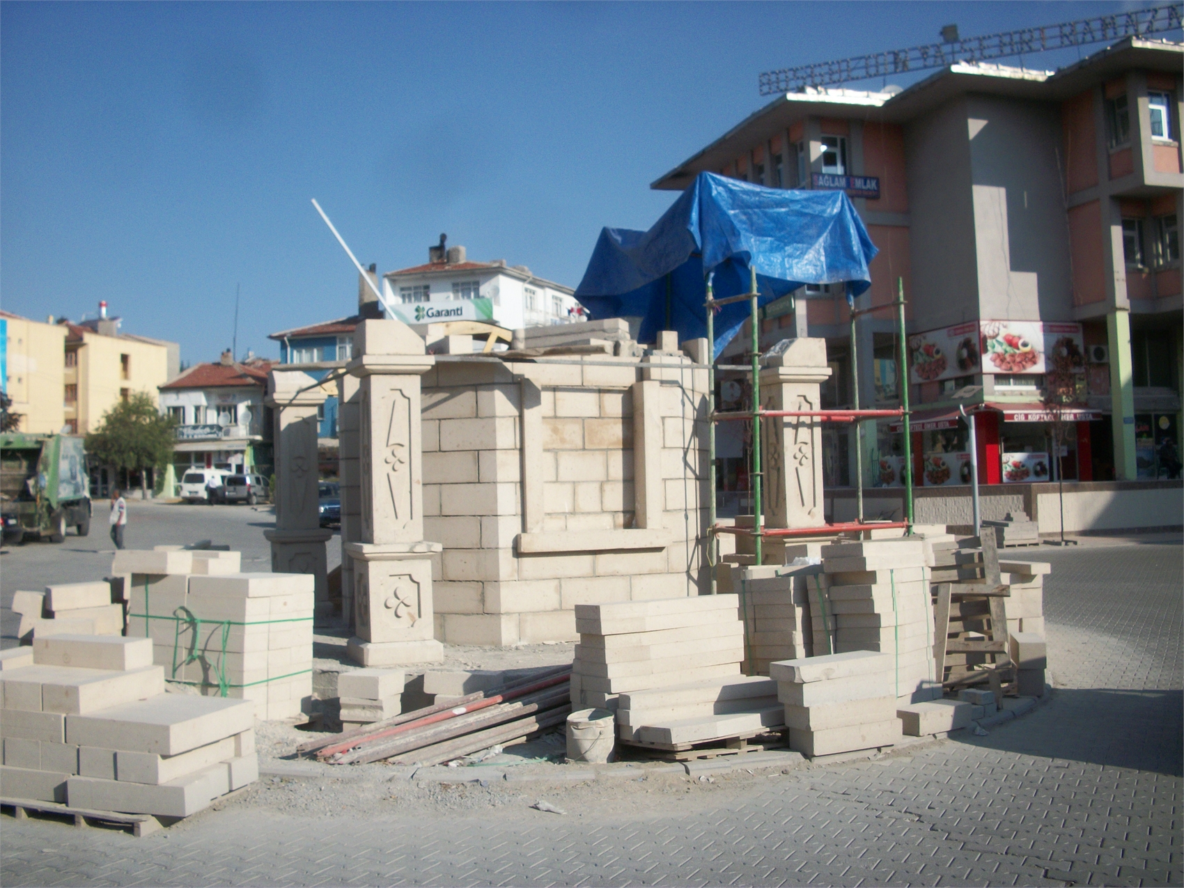 Saat Kulesi - Emirdağ Kent Meydanı Saat Kulesi 2