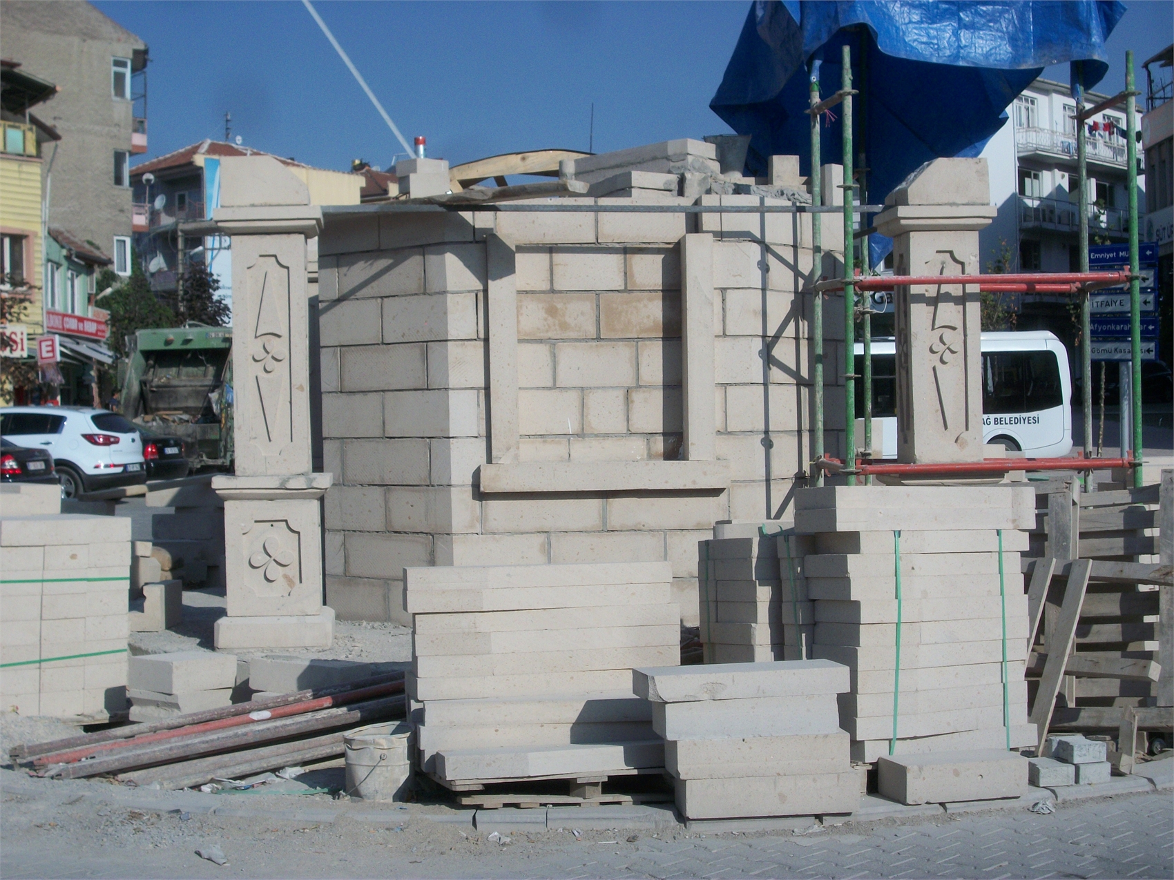 Saat Kulesi - Emirdağ Kent Meydanı Saat Kulesi 3