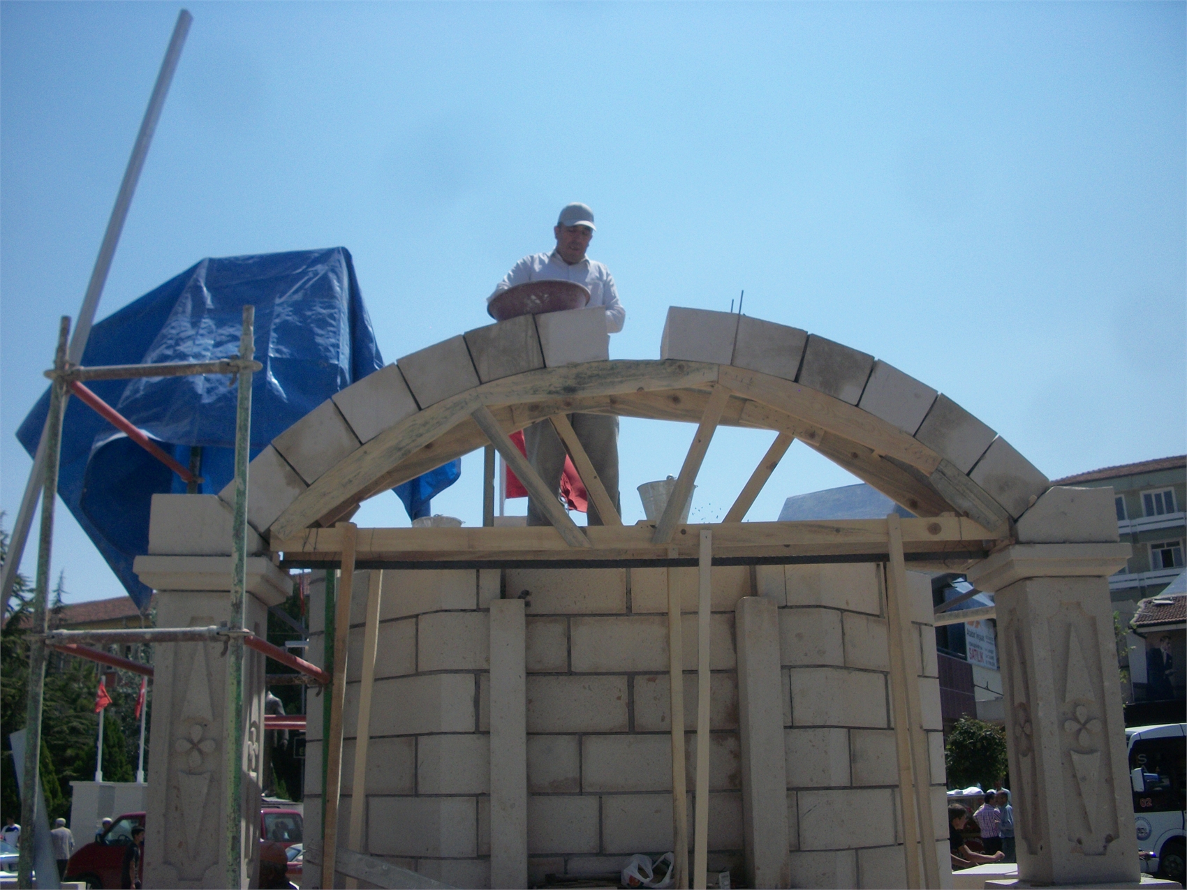 Saat Kulesi - Emirdağ Kent Meydanı Saat Kulesi 4