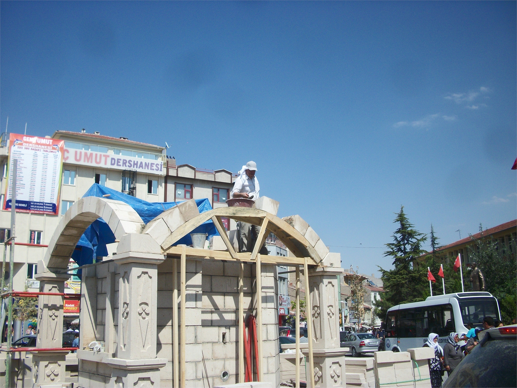 Saat Kulesi - Emirdağ Kent Meydanı Saat Kulesi 8