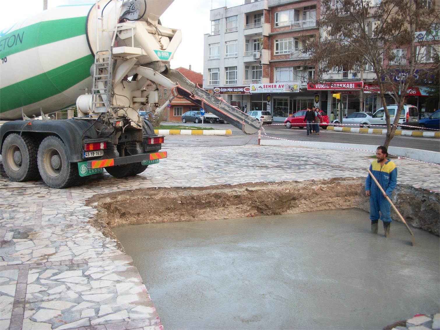 Saat Kulesi - Kırkağaç Saat Kulesi 34