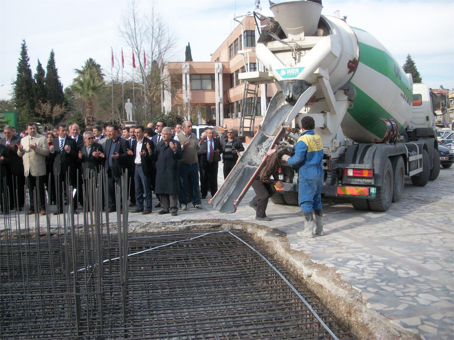 Saat Kulesi - Kırkağaç Saat Kulesi 44