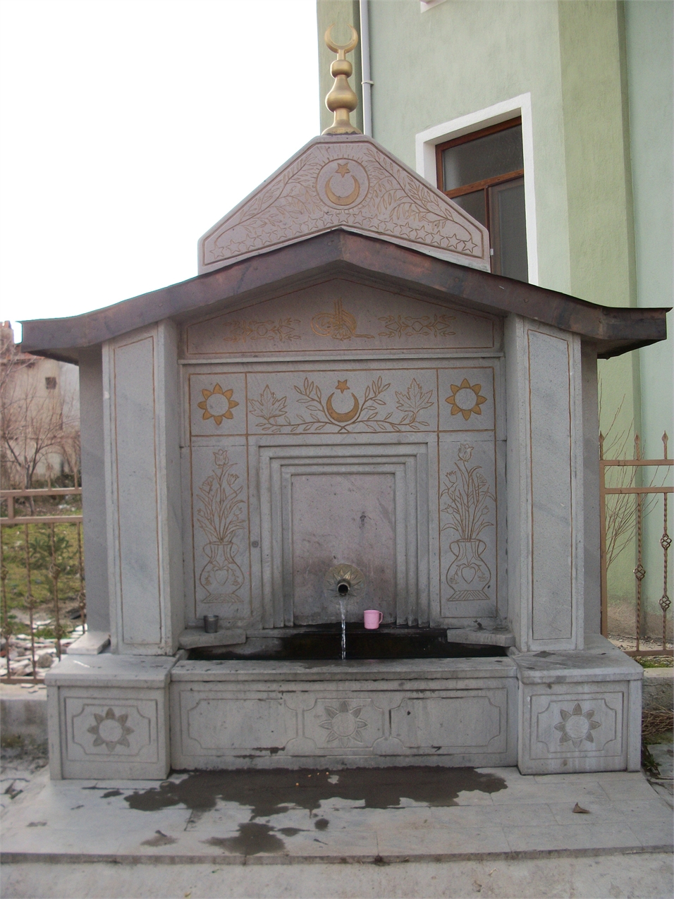 Çeşme - Sinanpaşa Çeşme 1